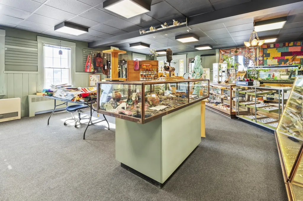 225 Main Street Waterville ME 04901