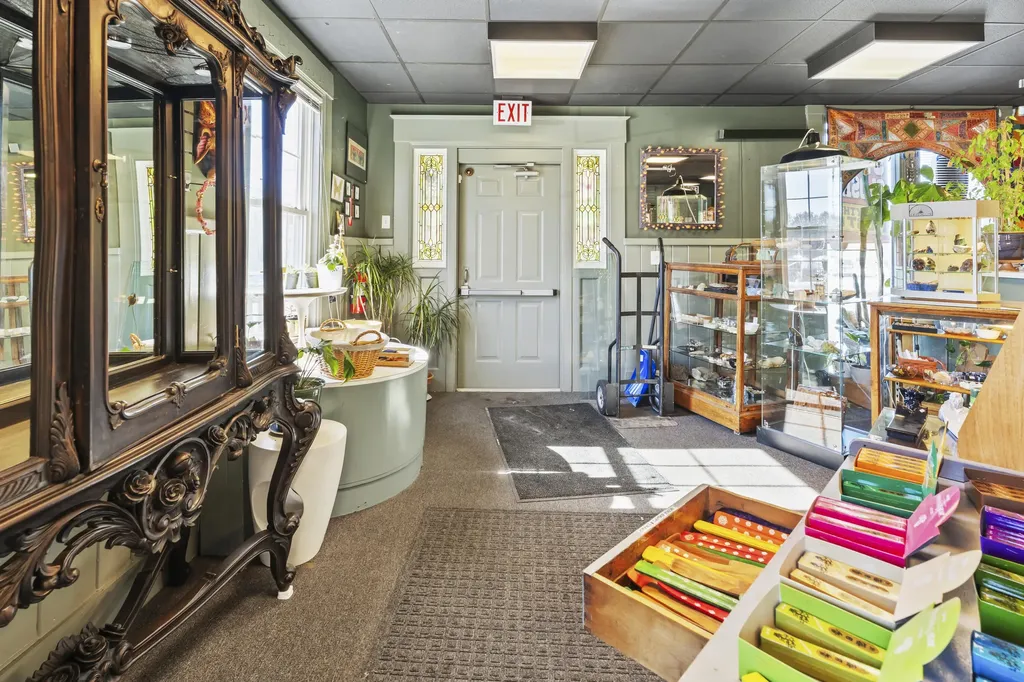 225 Main Street Waterville ME 04901