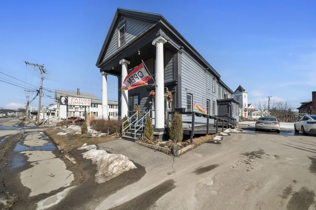 225 Main Street Waterville ME 04901