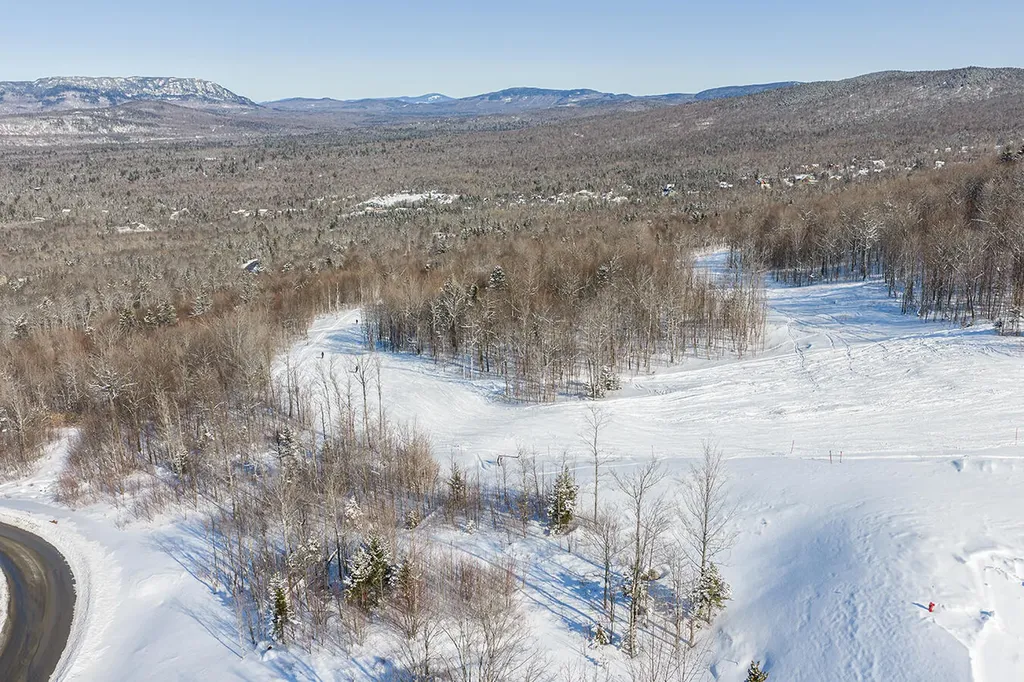 R-51 Dutchman Woods Carrabassett Valley ME 04947