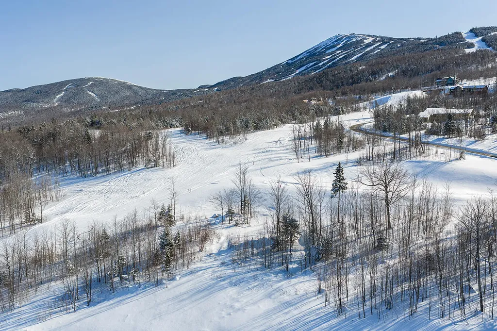 R-51 Dutchman Woods Carrabassett Valley ME 04947