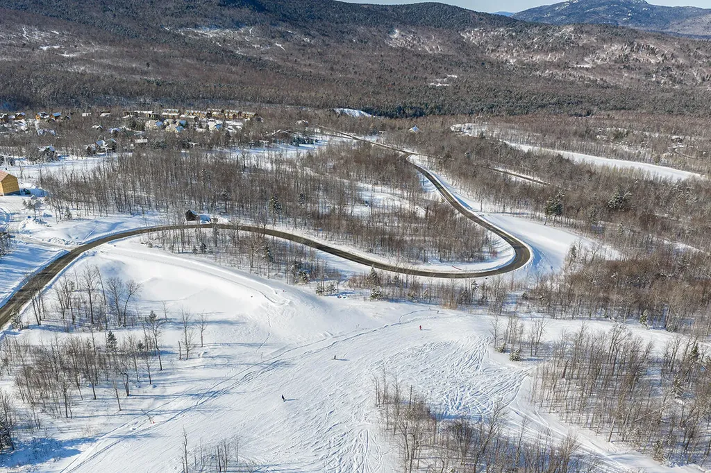 R-52 Dutchman Woods Carrabassett Valley ME 04947