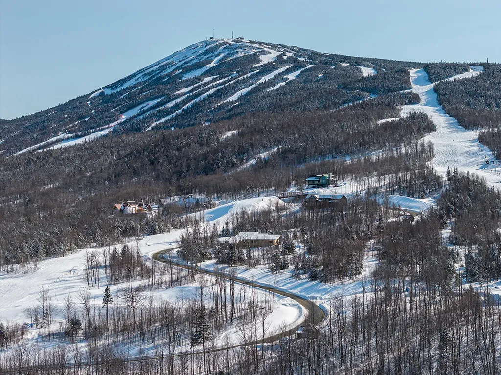 R-52 Dutchman Woods Carrabassett Valley ME 04947
