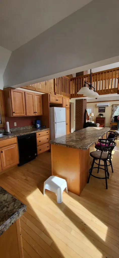 86 Lauries Lane Hanover ME 04237