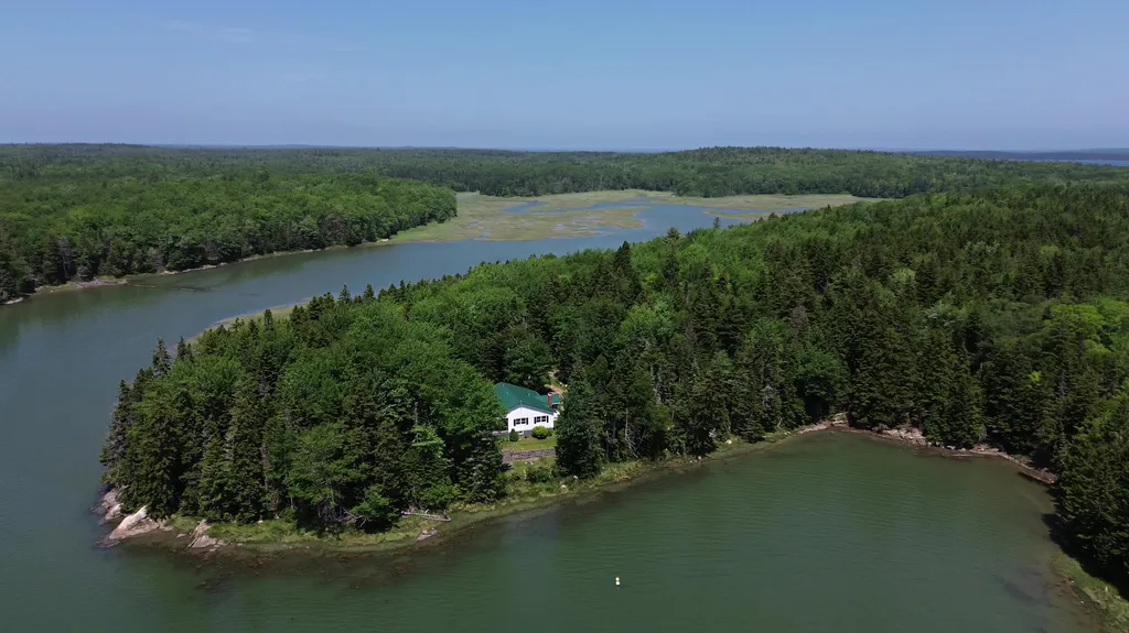 13 Bobby Creek View Milbridge ME 04658