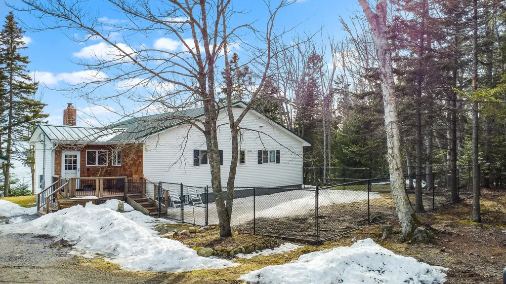 13 Bobby Creek View Milbridge ME 04658