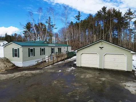 49 Merryman Road Glenburn ME 04401