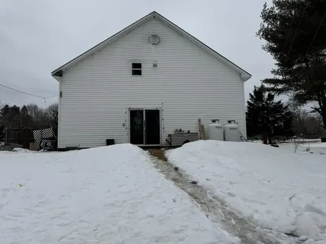 49 Merryman Road Glenburn ME 04401