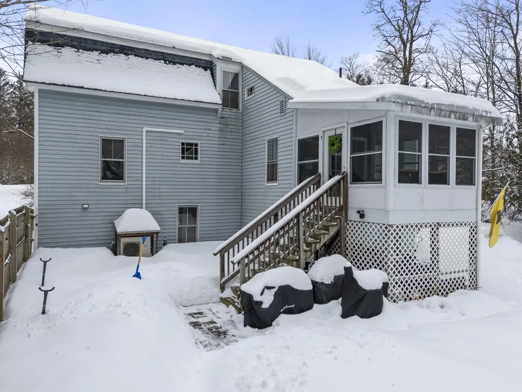 40 Saco Road Alfred ME 04002