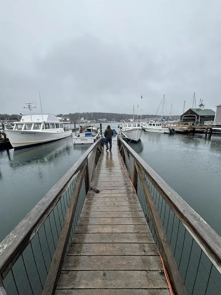 48 Commercial Street Boothbay Harbor ME 04538