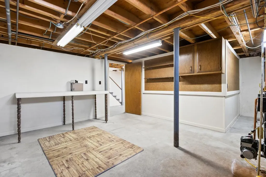 93 Caron Street Portland ME 04103