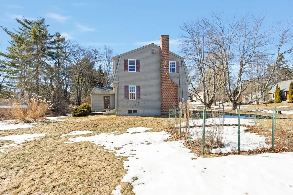 93 Caron Street Portland ME 04103