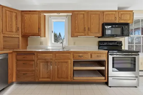 93 Caron Street Portland ME 04103