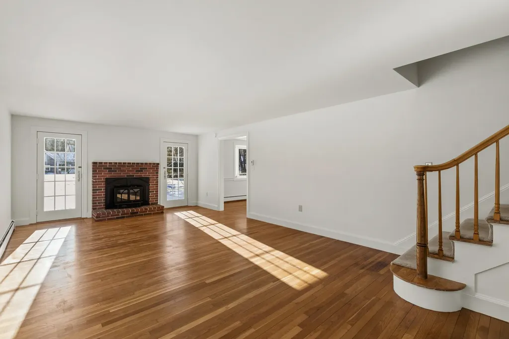 34 Sisquisic Trail Yarmouth ME 04096