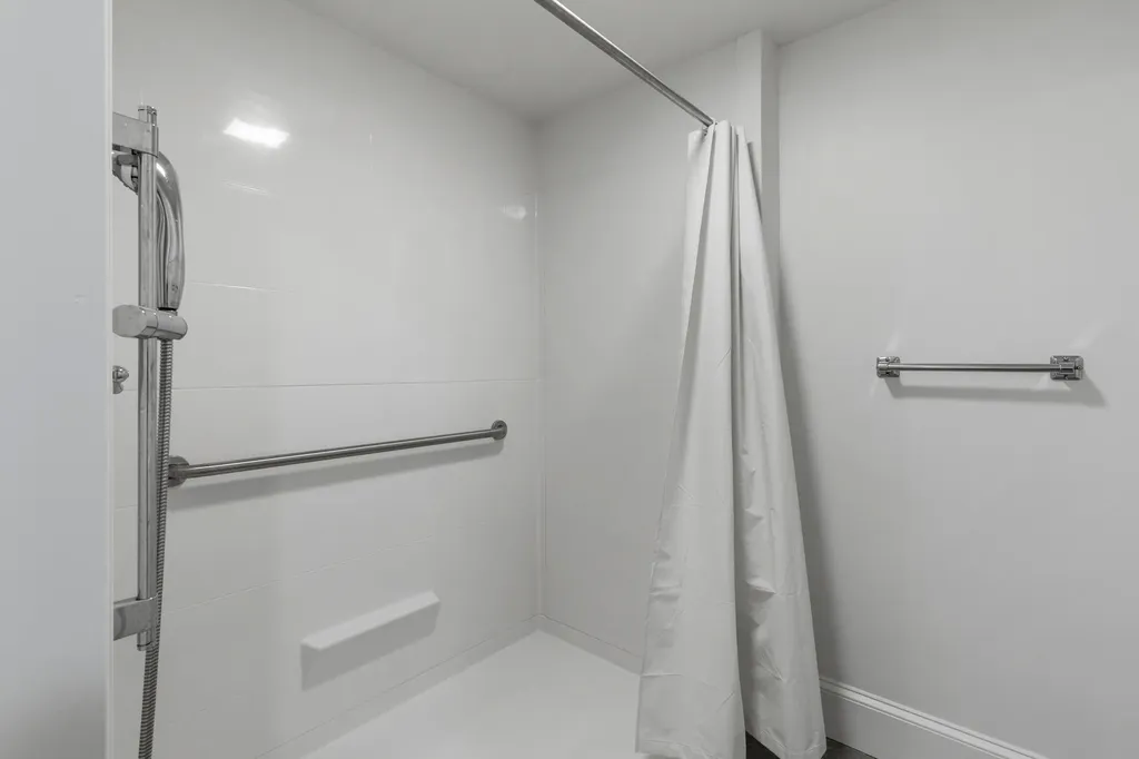 34 Sisquisic Trail Yarmouth ME 04096