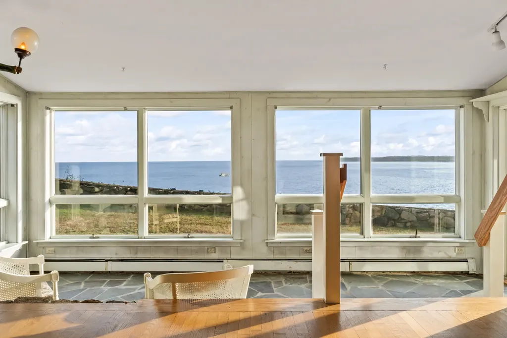 81 Nubble Road York ME 03909