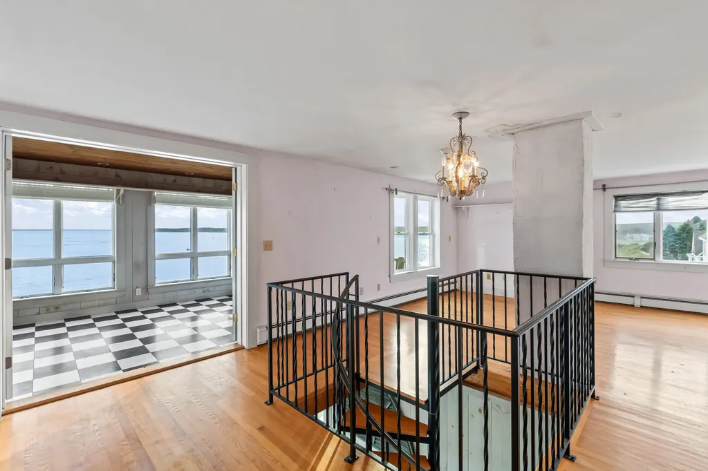 81 Nubble Road York ME 03909