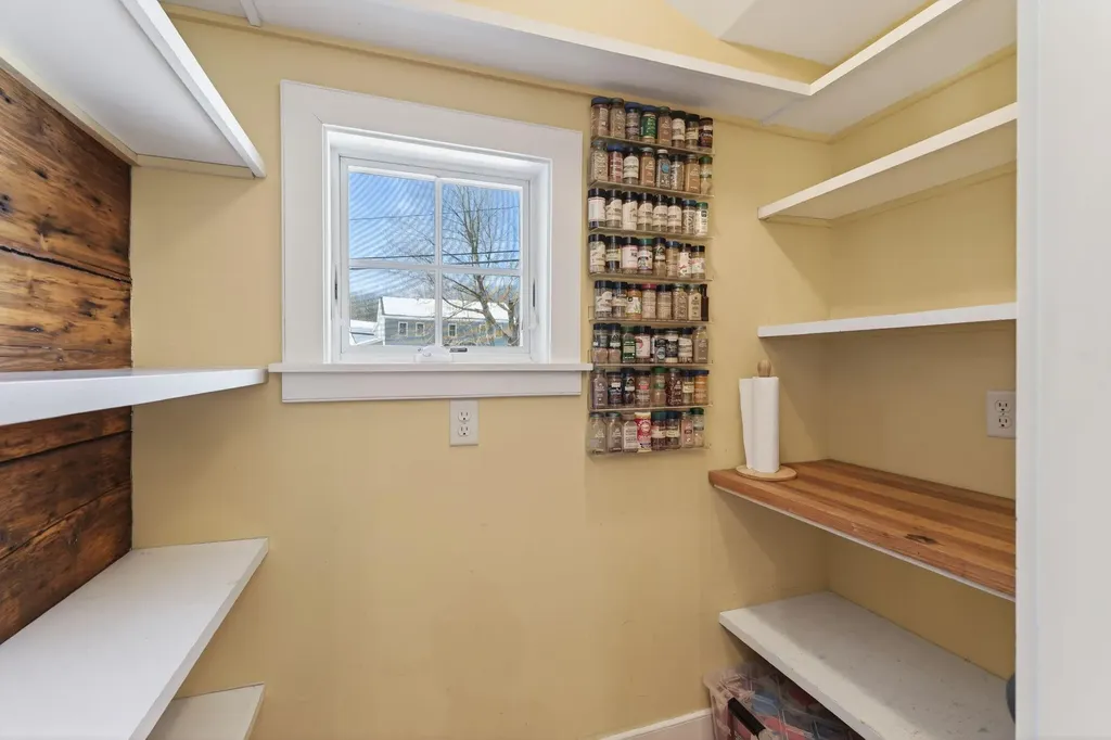 392 Walnut Hill Road North Yarmouth ME 04097