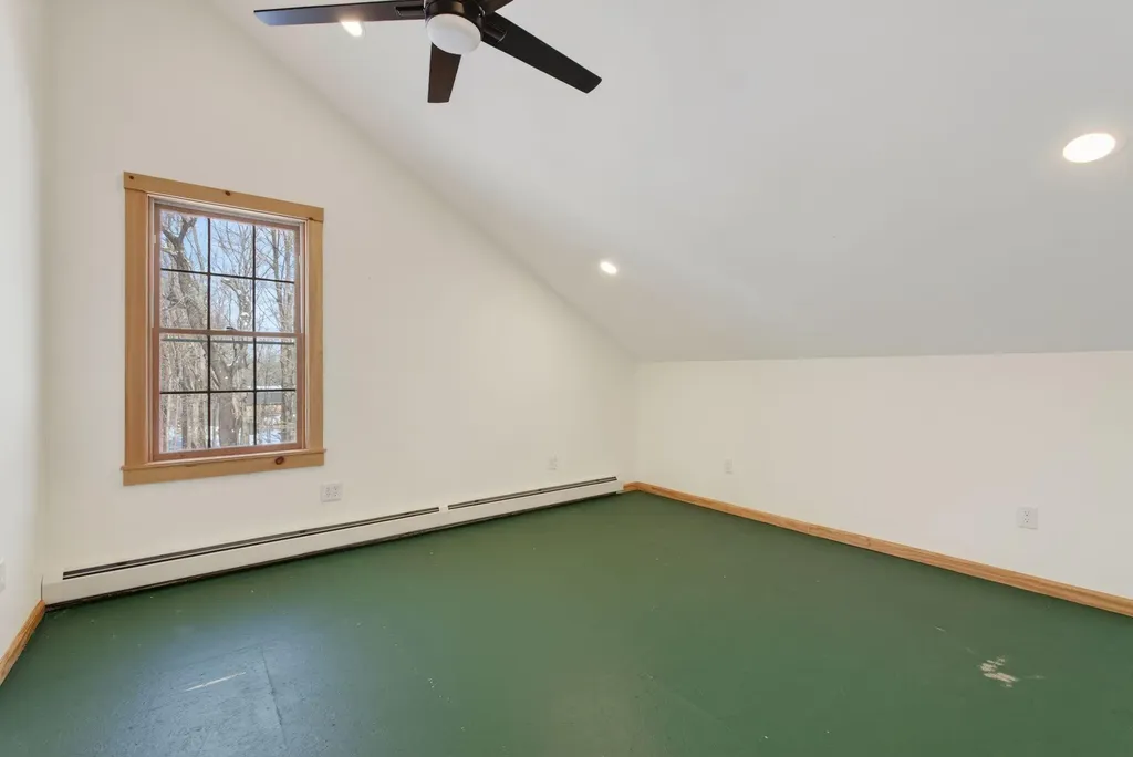 392 Walnut Hill Road North Yarmouth ME 04097