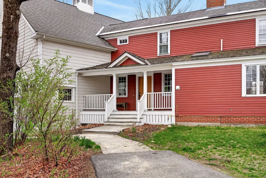 392 Walnut Hill Road North Yarmouth ME 04097