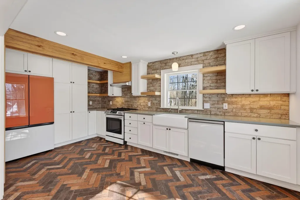 392 Walnut Hill Road North Yarmouth ME 04097