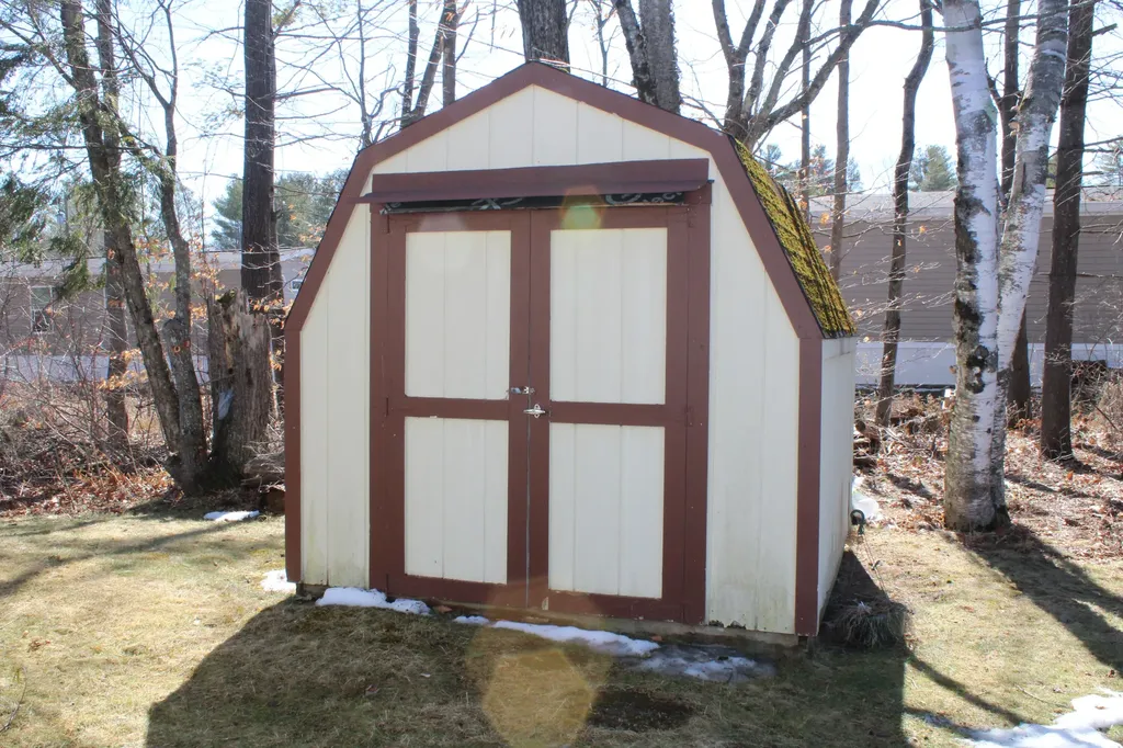 65 Village Green Road Waterville ME 04901