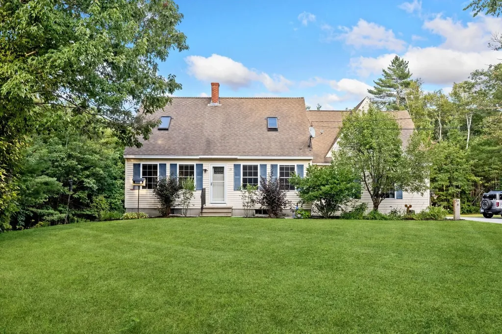 23 Fair Wind Drive Standish ME 04085
