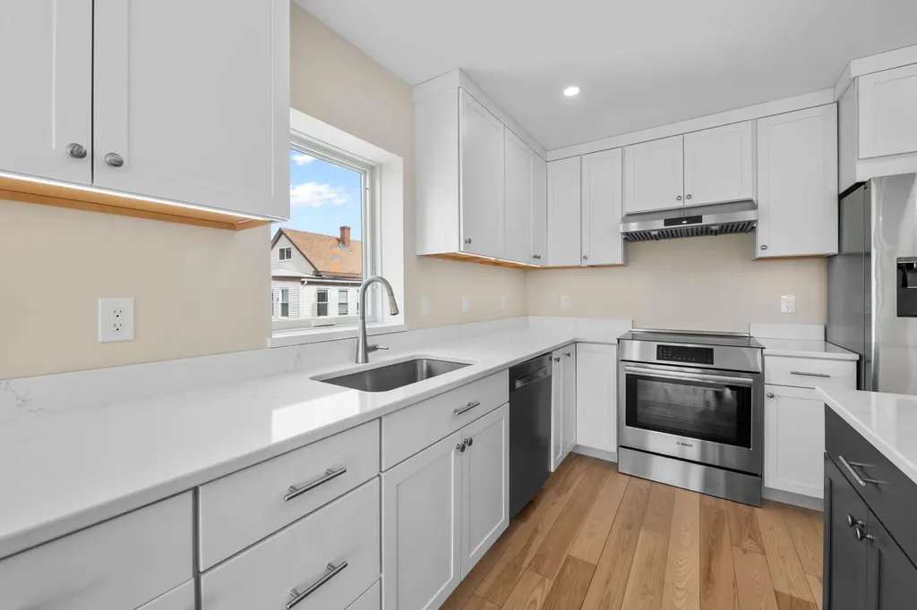 34 Hammond Street Portland ME 04101