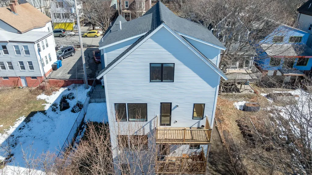 34 Hammond Street Portland ME 04101