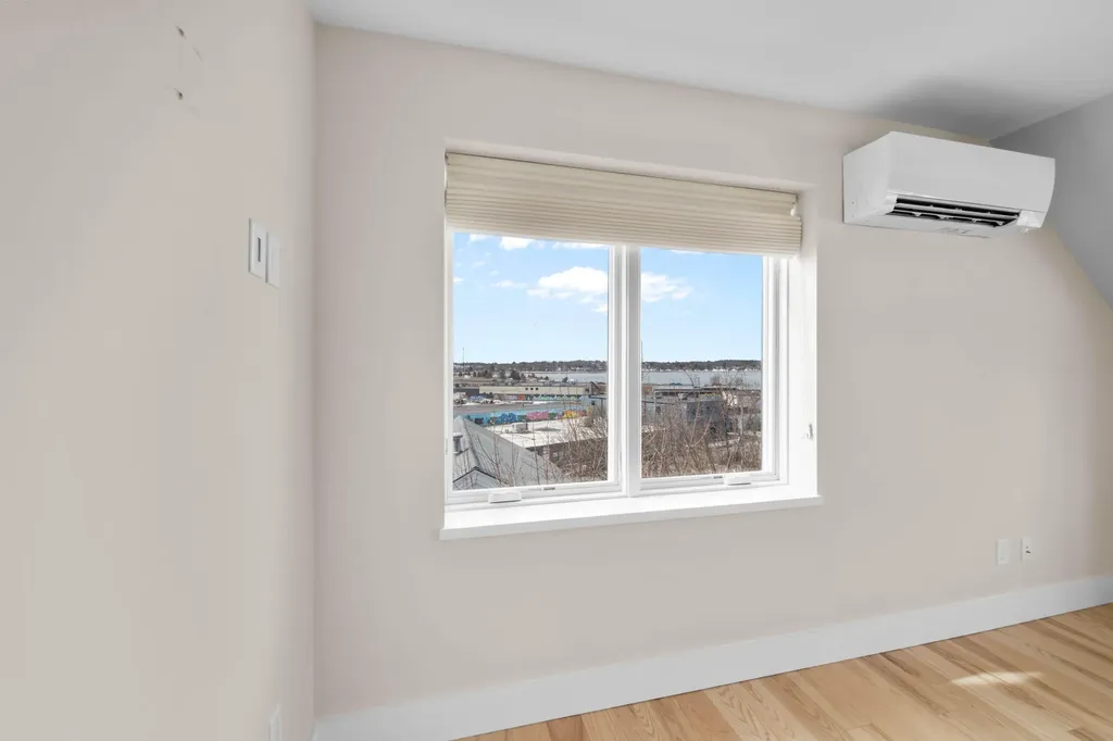 34 Hammond Street Portland ME 04101