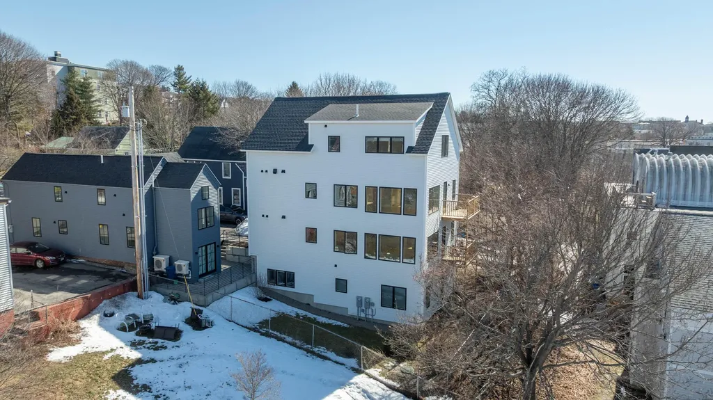 34 Hammond Street Portland ME 04101