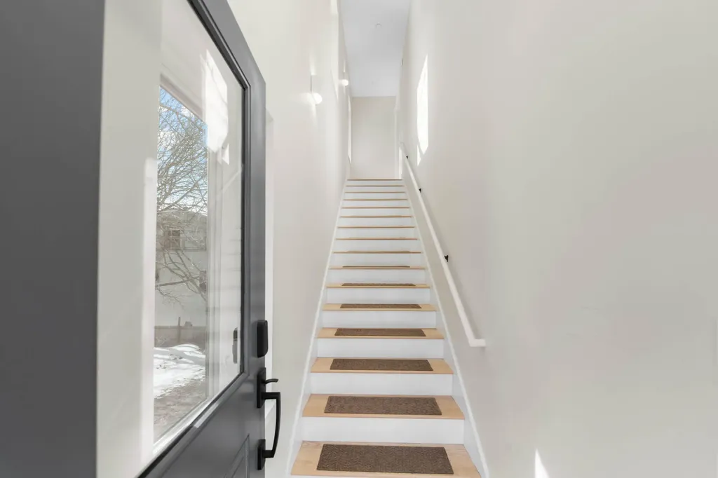 34 Hammond Street Portland ME 04101