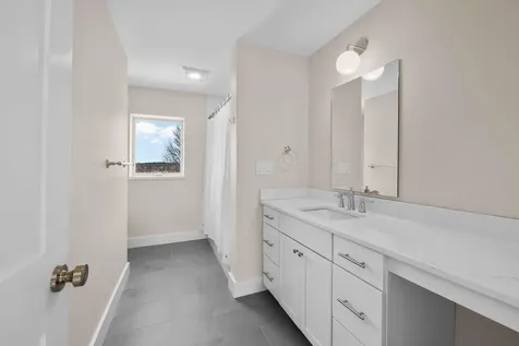34 Hammond Street Portland ME 04101