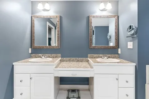 11 Fox Run Road Falmouth ME 04105
