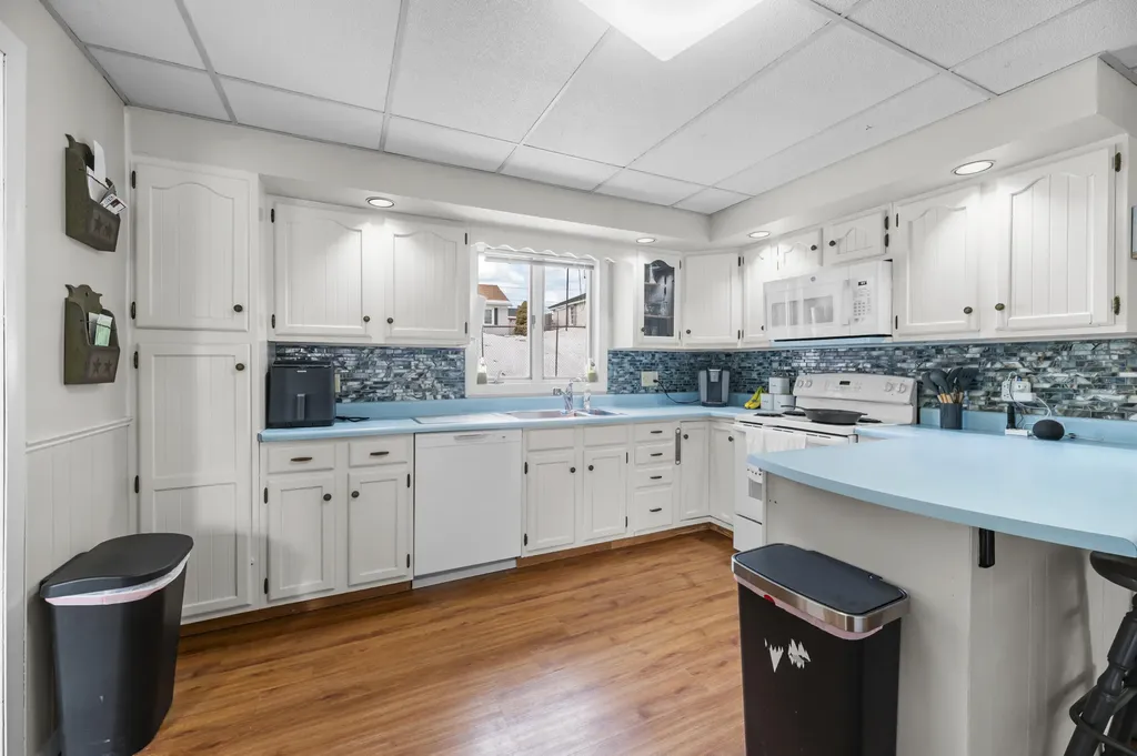 28 Hallowell Street Winslow ME 04901