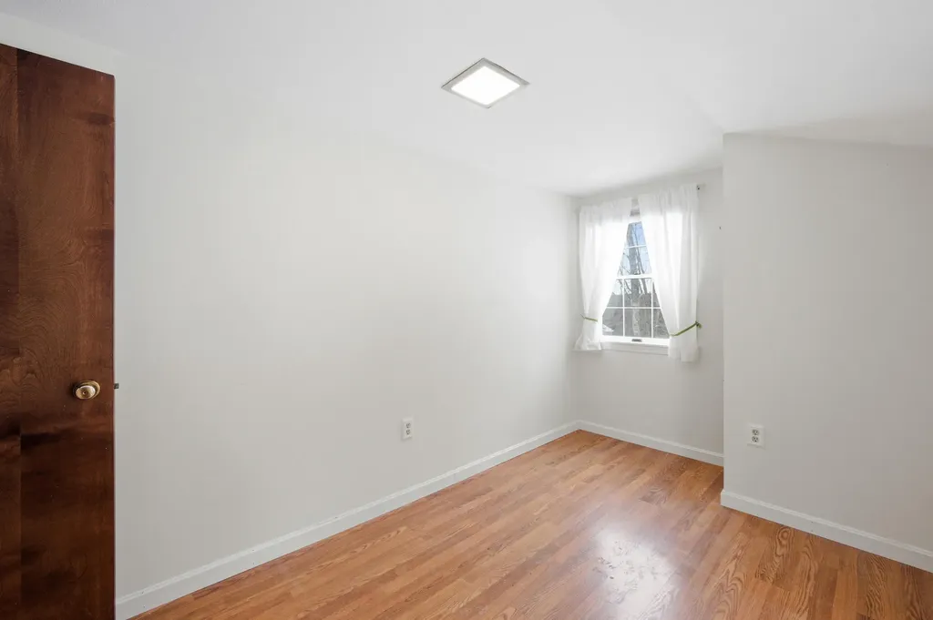 53 Shipyard Road Friendship ME 04547