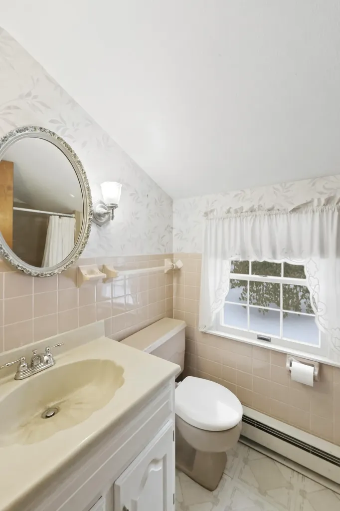 53 Shipyard Road Friendship ME 04547