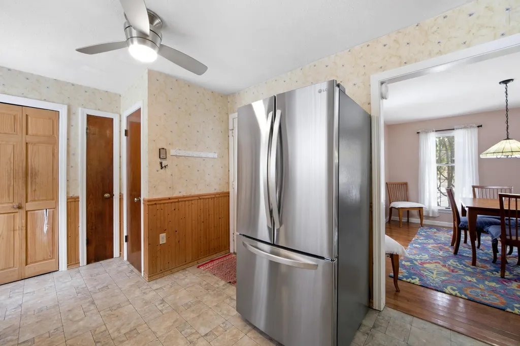 53 Shipyard Road Friendship ME 04547