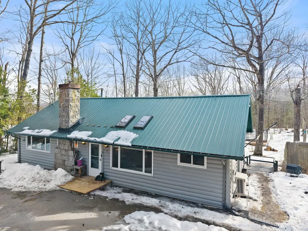 25 Orpine Road Dedham ME 04429