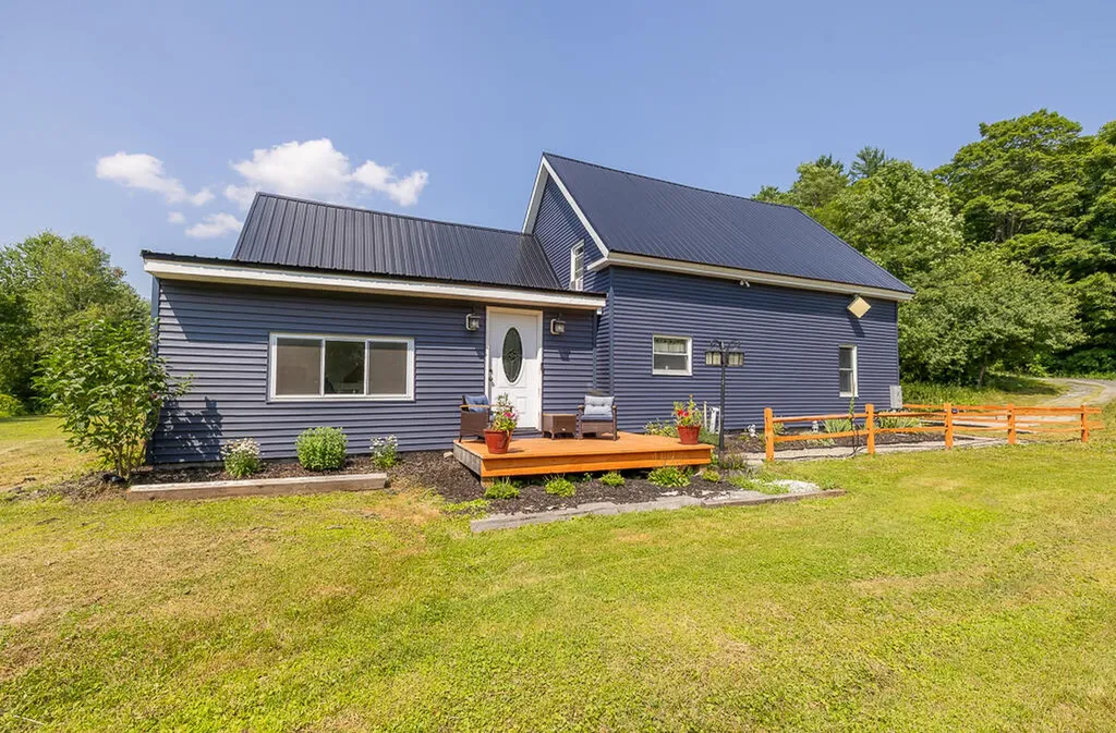 3190 Middle Road Sidney ME 04330