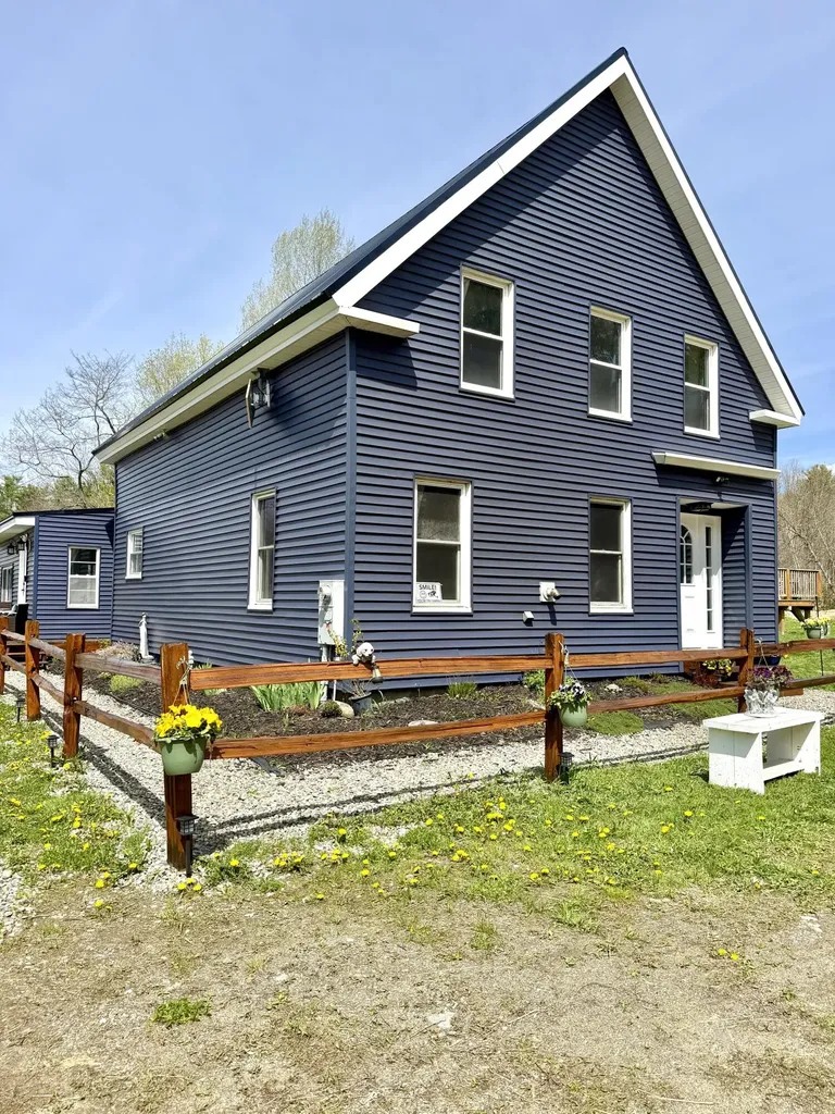 3190 Middle Road Sidney ME 04330