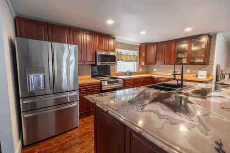 3190 Middle Road Sidney ME 04330
