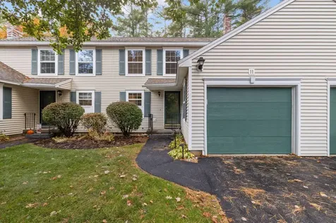 11 Greenwich Way Kennebunk ME 04043