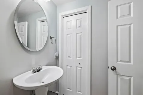 11 Greenwich Way Kennebunk ME 04043