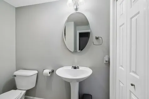 11 Greenwich Way Kennebunk ME 04043