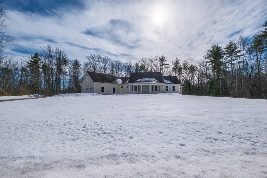 17 Buzzell Road Biddeford ME 04005