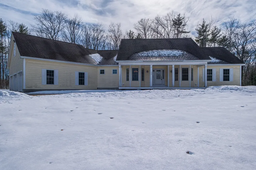 17 Buzzell Road Biddeford ME 04005