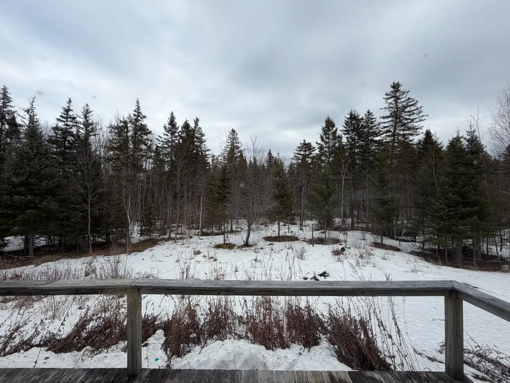 995 B Road Ludlow ME 04730