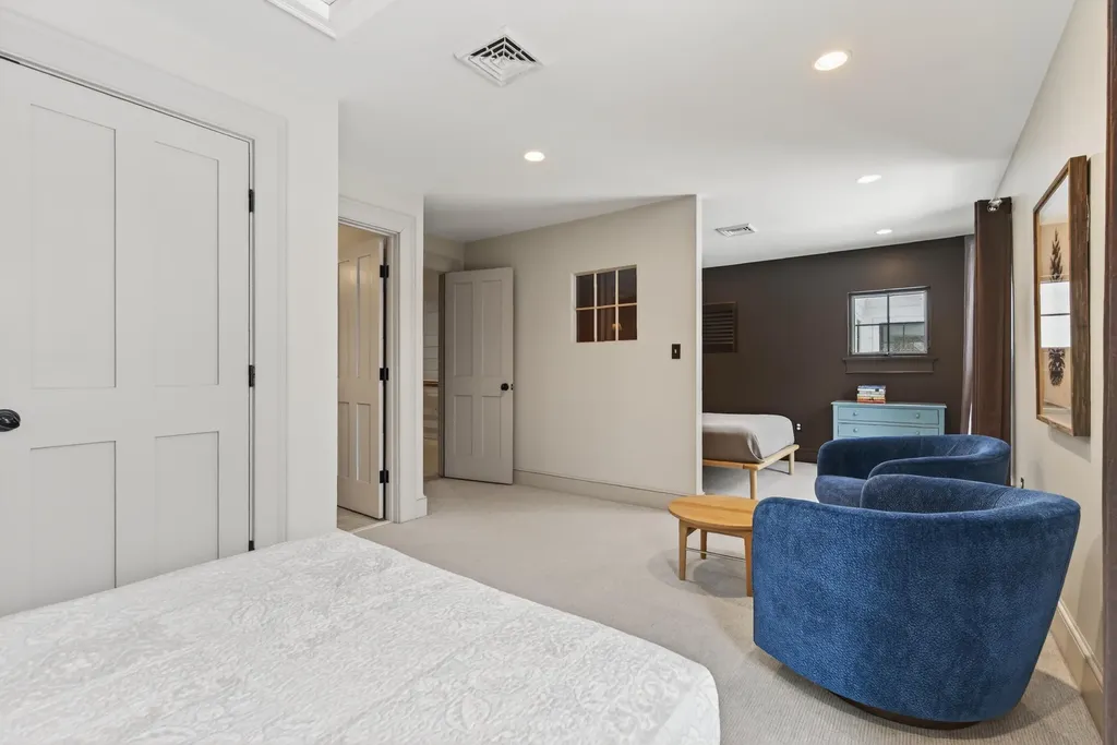 52 Maeves Way Cumberland ME 04110