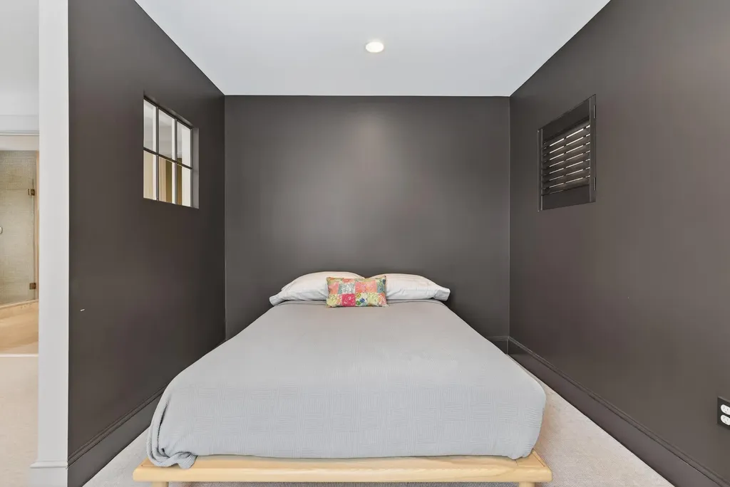 52 Maeves Way Cumberland ME 04110